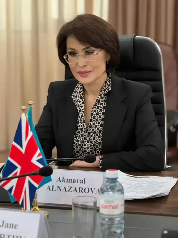 А.АЛЬНАЗАРОВА И ПОСОЛ ВЕЛИКОБРИТАНИИ В РК ОБСУДИЛИ РЯД СОВМЕСТНЫХ ИНИЦИАТИВ (4)