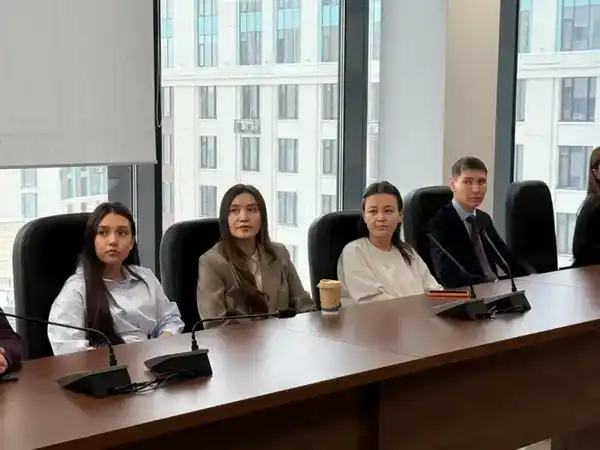 Республиканские молодежные организации поддержали проект новой Конституции (2)