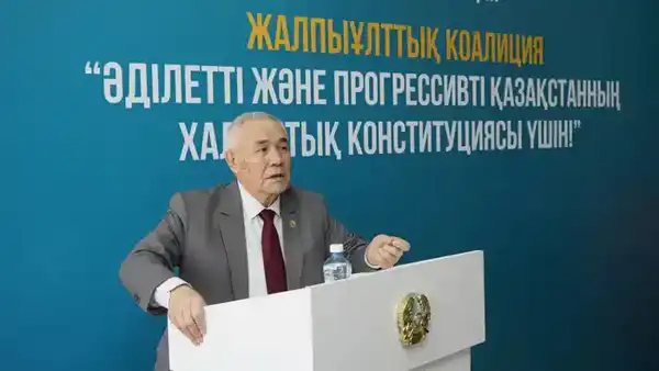 В СЕМЕЕ СОСТОЯЛАСЬ ВСТРЕЧА С КОЛЛЕКТИВОМ ДВОРЦА ТВОРЧЕСТВА ПО ПРОЕКТУ КОНСТИТУЦИИ (4)