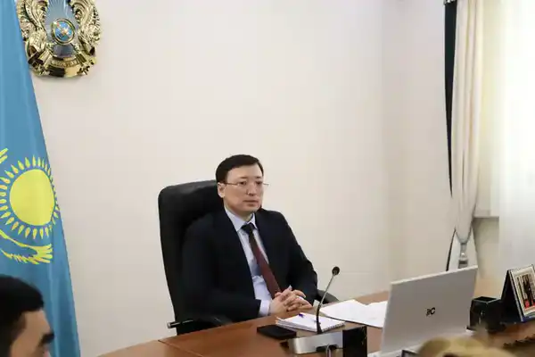 В МТСЗН РК проведена рабочая встреча с антикоррупционными комплаенс-офицерами (4)