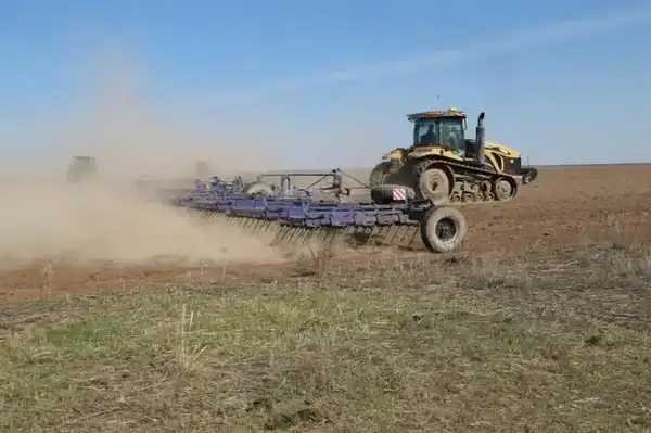 Аграрии Карагандинской области готовятся к весенней посевной (2)