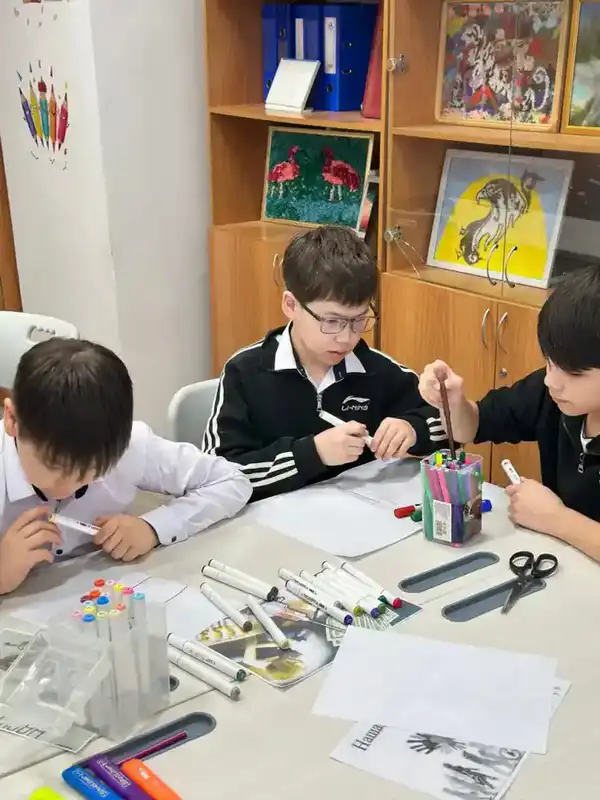 «Светлое будущее без наркотиков»: в Астане прошла выставка рисунков (10)