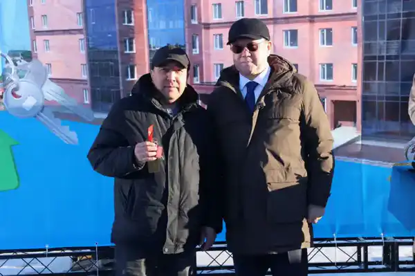 В микрорайоне «Астана» ключи от новых квартир получили 43 семьи (7)