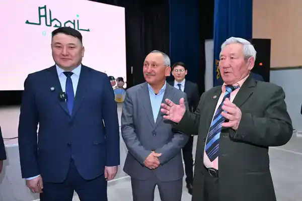 Аким области встретился с жителями села Жантикей (9)