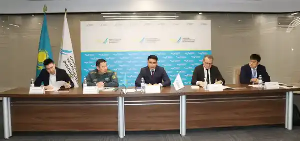 В ААК состоялся брифинг для национальных авиаперевозчиков по вопросам INAD и использованию API/PNR (7)