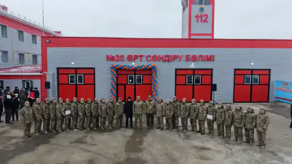 Глава МЧС открыл модернизированную пожарную часть в городе Хромтау (8)