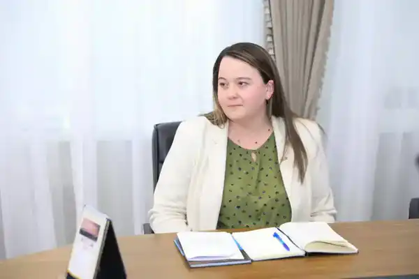 Асхат Шахаров встретился с представителем Посольства Великобритании (2)