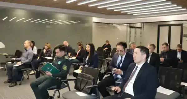 В ААК состоялся брифинг для национальных авиаперевозчиков по вопросам INAD и использованию API/PNR (2)