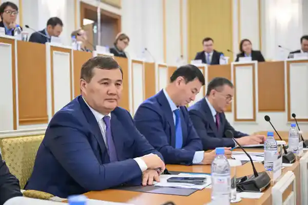 Очередное заседание комиссии: каждая норма должна быть ясной и понятной (2)