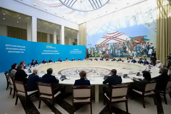 Общественность Карагандинской области обсудила проект новой Конституции (2)