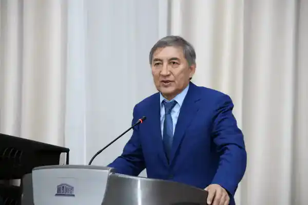 Состоялся международный научный симпозиум, посвященный 110-летию Кайыма Мухамедханова (3)