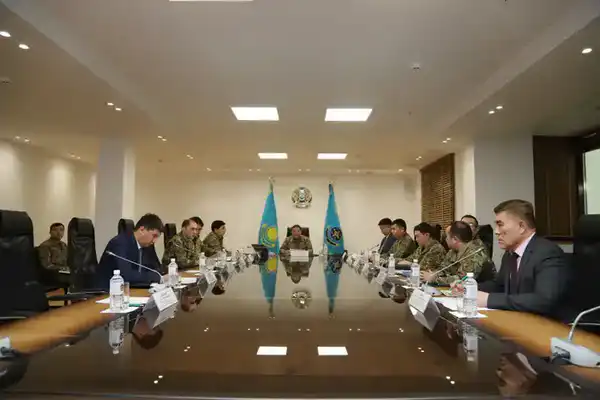 В МЧС состоялось заседание Межведомcтвенной государственной комиссии по предупреждению и ликвидации чрезвычайных ситуаций (4)