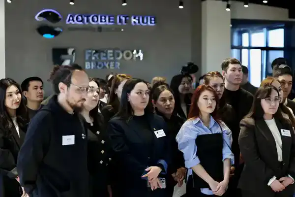 От стартапов до культуры: креативная молодежь Актобе поддержала Новую Конституцию (2)