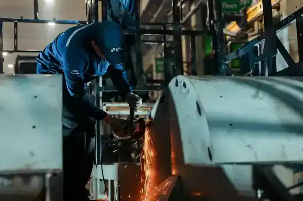 Более 70 трудовых коллективов предприятий Карагандинской области поддержали проект новой Конституции (7)