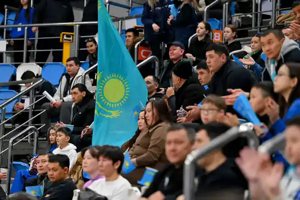 В Семее прошла акция в поддержку проекта новой Конституции (6)