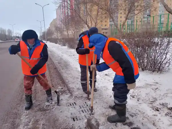 Более 30 тысяч кубометров снега вывезли из Астаны за ночь (8)