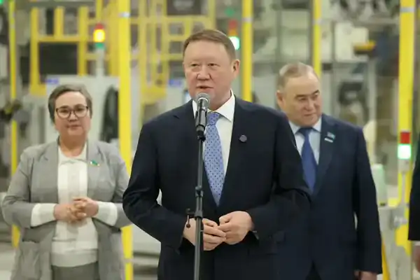 Коллектив завода Kia Qazaqstan поддерживают проект Новой Конституции (2)