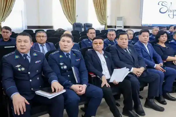 ПРОФИЛАКТИКА ДОЛЖНА ПРОВОДИТЬСЯ СИСТЕМНО И НА ПОСТОЯННОЙ ОСНОВЕ: АКИМ ШЫМКЕНТА — О ПРАВОНАРУШЕНИЯХ (4)