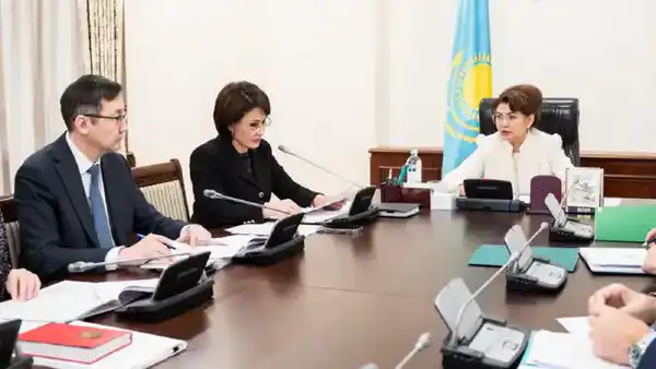 В Правительстве рассмотрели эпидситуацию по кори и охваты профилактическими прививками (4)