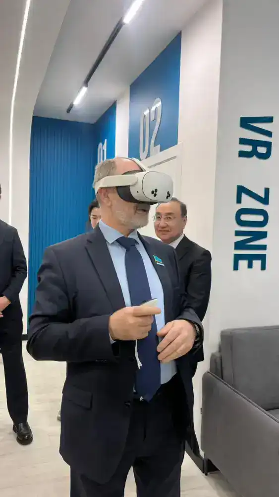 «Экономь воду — сохраняй будущее»: в столице прошел единый эко-час (10)