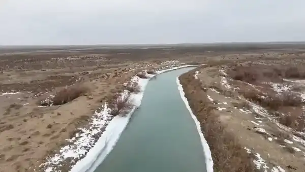 Первая за 10 лет очистка каналов проводится в Сарысуском районе Жамбылской области для обеспечения водой местных крестьянских хозяйств (3)