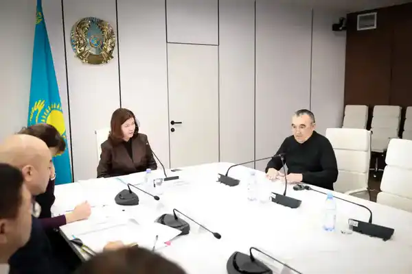 Жулдыз Сулейменова: Ключевым показателем реформ в образовании является статус учителя и его правовая защищенность (4)