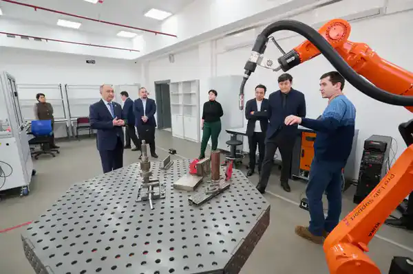 Наука, инновации и медицина: новый этап партнерства с AstraZeneca (4)