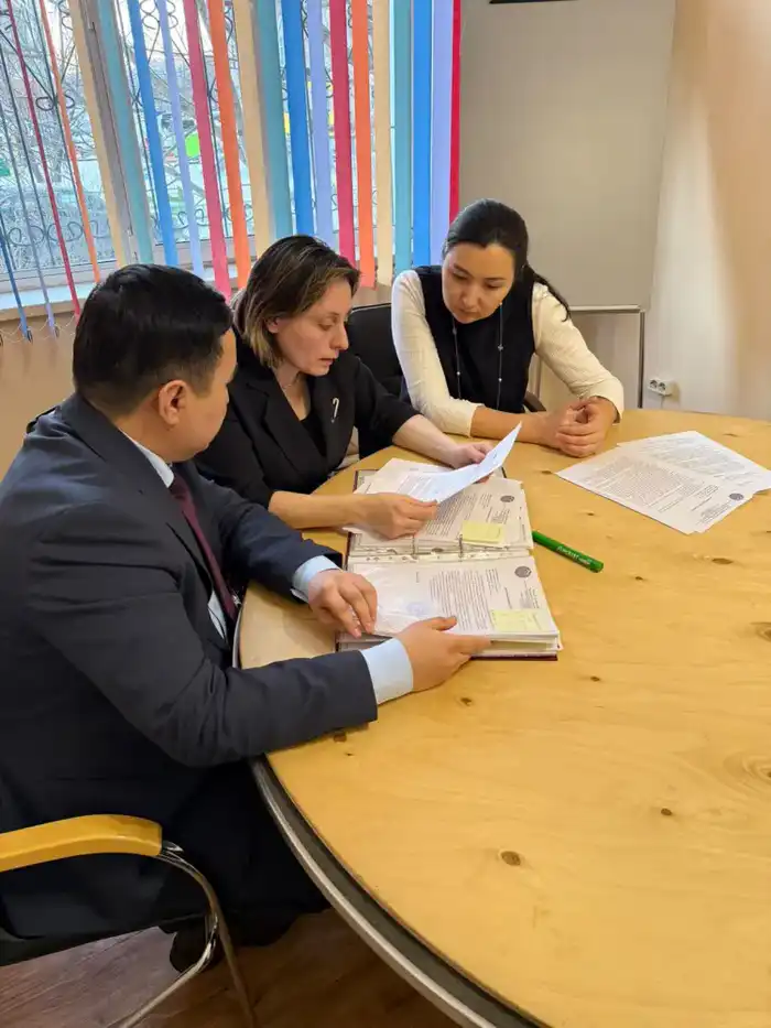 Представители правозащитного центра ознакомились с работой кризисных центров для жертв бытового насилия (2)