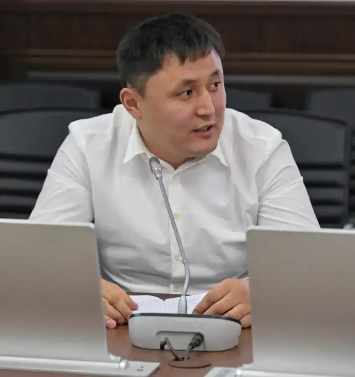 Аким области провел встречу с сельхозтоваропроизводителями региона, на которой обсудили подготовку и проведение весенне-полевых работ текущего сезона (7)