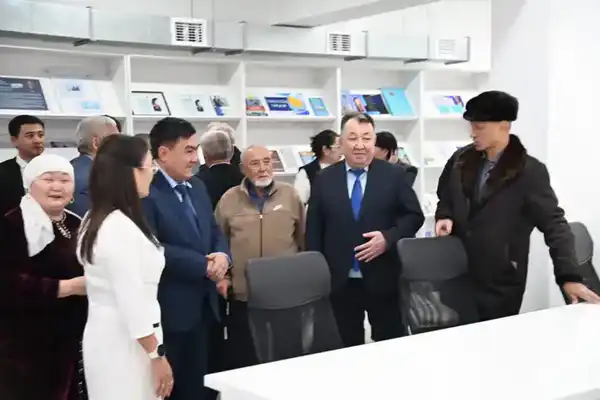 ТУРКЕСТАН: В СОЗАКЕ ОТКРЫЛАСЬ НОВАЯ СОВРЕМЕННАЯ БИБЛИОТЕКА (2)