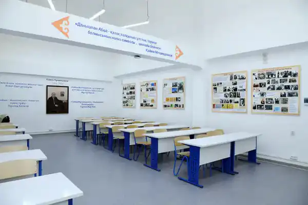 Состоялся международный научный симпозиум, посвященный 110-летию Кайыма Мухамедханова (5)