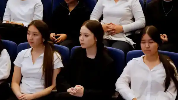 «Закон и порядок»: в Астане прошла профилактическая встреча для школьников (3)