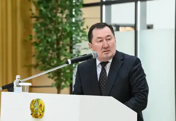 Глава региона встретился с ветеранами и представителями интеллигенции (9)