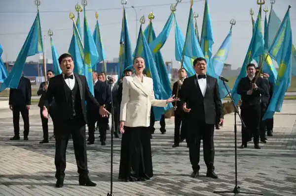 В ШЫМКЕНТ ПРОШЛА МАСШТАБНАЯ АКЦИЯ «ВМЕСТЕ ЗА ОБНОВЛЕНИЕ СТРАНЫ!» (9)