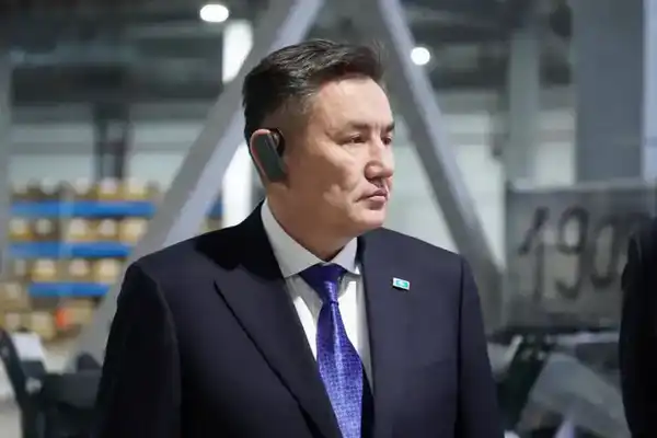 Делегация ВКО посетила предприятие по производству сельхозтехники «Комплекс Агро» в Барнауле (2)