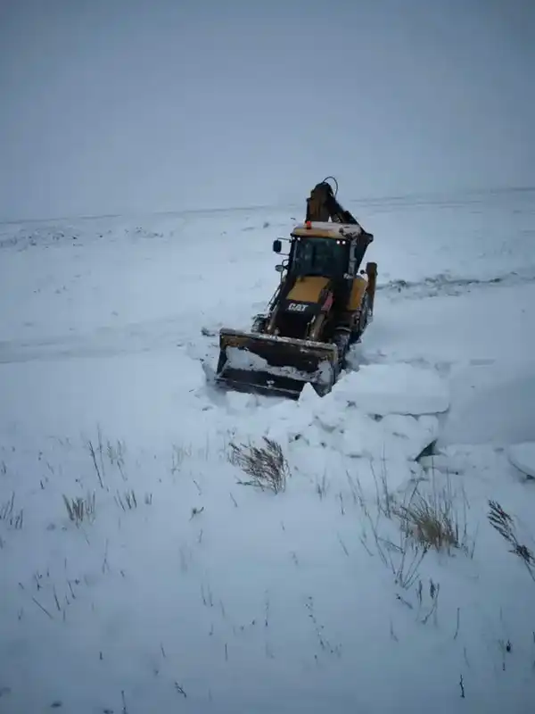 В Курчумском районе начались работы по подготовке к весеннему паводку (5)