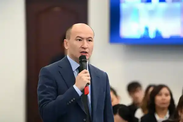 Обсуждены вопросы поддержки и развития предпринимательства в регионе (10)