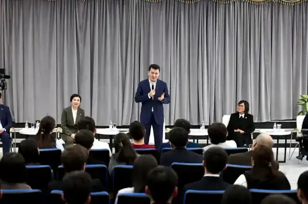 Студенческая молодежь Актюбинской области включилась в обсуждение Новой Конституции (7)