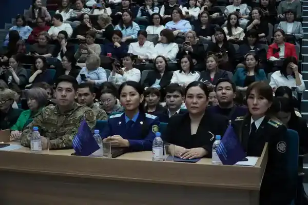 «Закон и порядок»: в Астане прошел форум на тему финансовой и цифровой безопасности (9)