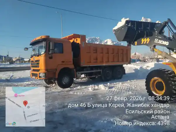 Более 1,5 тысячи единиц техники вывели на снегоуборочные работы в Астане (2)