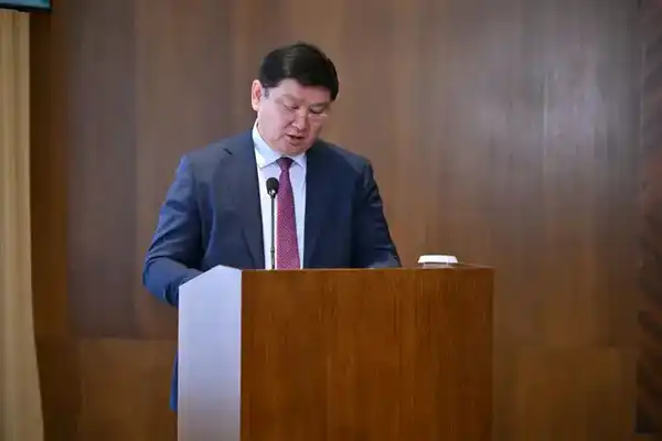 Обсуждены пути реализации поручений Президента (3)