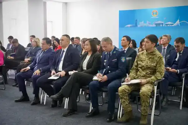 В Астане состоялось открытое общественное обсуждение изменений в новую Конституцию (6)