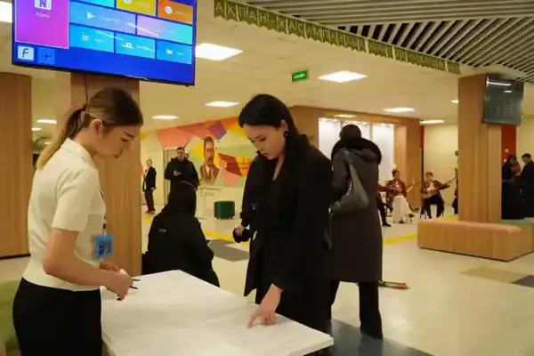 «Закон и порядок»: в Астане прошел форум на тему финансовой и цифровой безопасности (3)