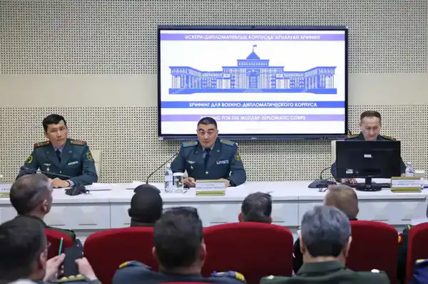 В Астане Министерство обороны организовало брифинг для военных дипломатов (3)