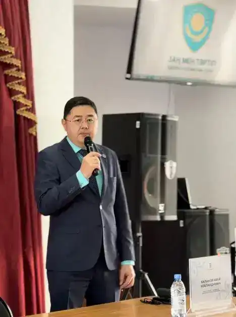 Студентам карагандинских колледжей рассказали о мерах информационной безопасности и правовой ответственности (5)