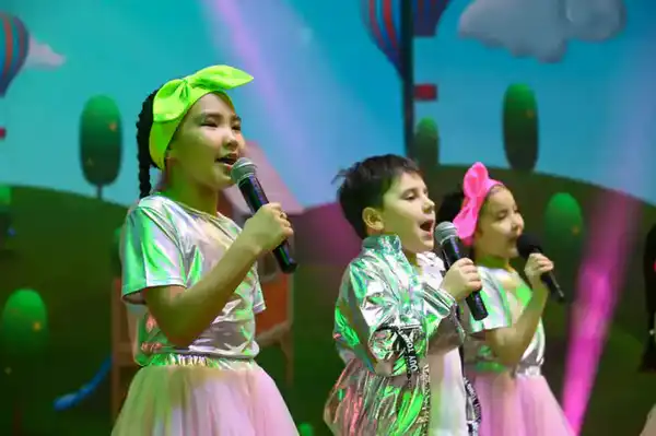 В Астане состоялся отчетный концерт студии «Жас сарбаз» имени Нургисы Тлендиева (8)