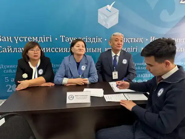 Территориальные избирательные комиссии отметили Всемирный день выборов (2)