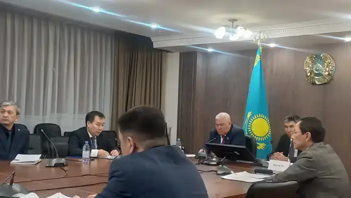 Вопросы защиты прав потребителей обсуждены с участием депутата Мажилиса Парламента Республики Казахстан и общественных организаций (2)