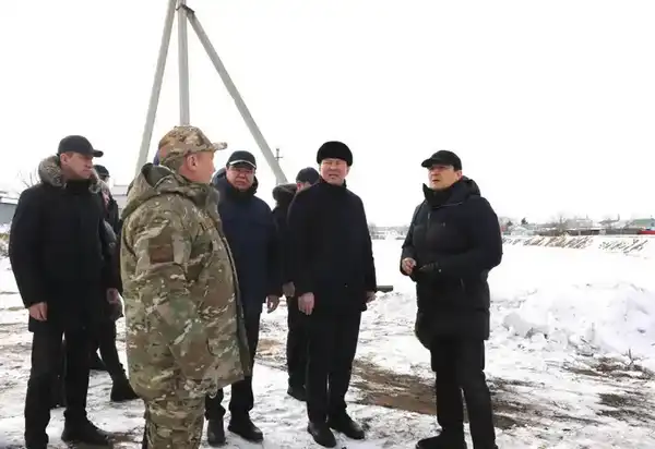 В областном центре активно ведутся берегоукрепительные работы и подготовка к паводку (6)