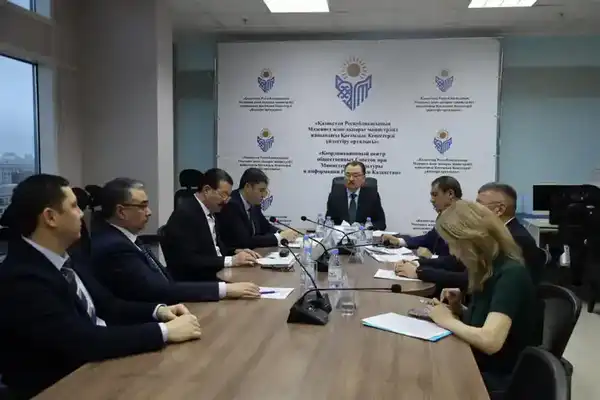 Общественные советы поддержали проект новой Конституции (3)